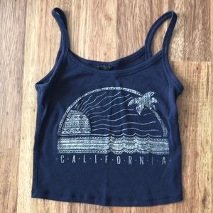 Cute cropped tank top💙🌊